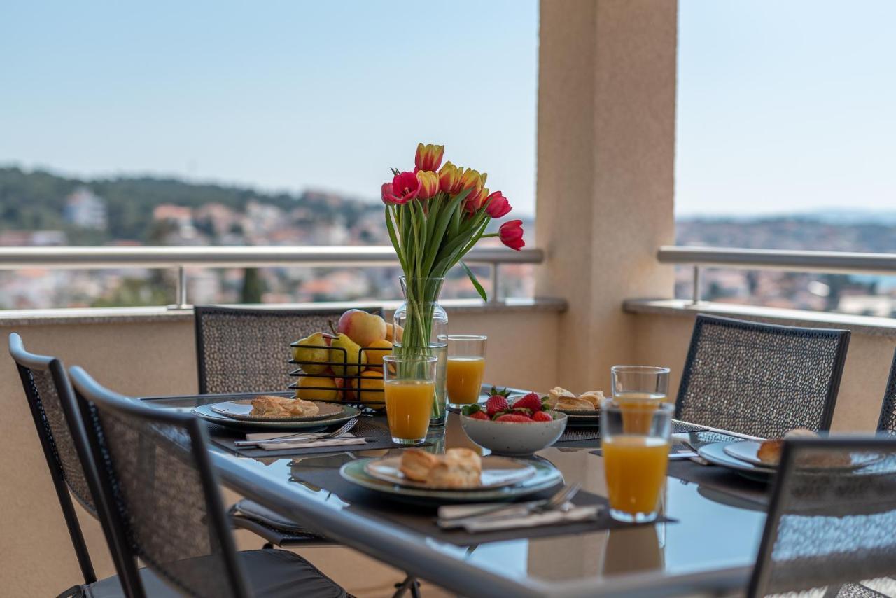 Apartment No. 8 Трогир Екстериор снимка