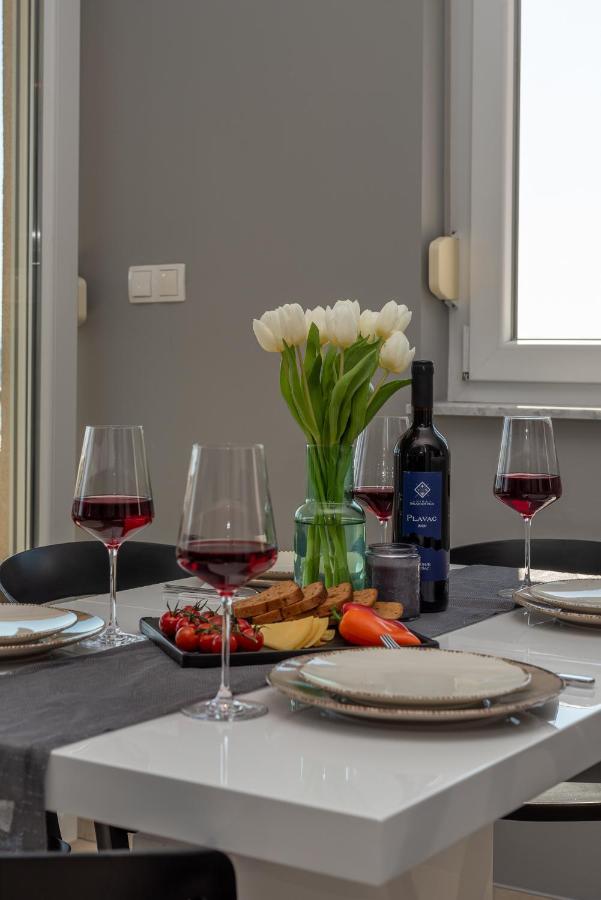 Apartment No. 8 Трогир Екстериор снимка