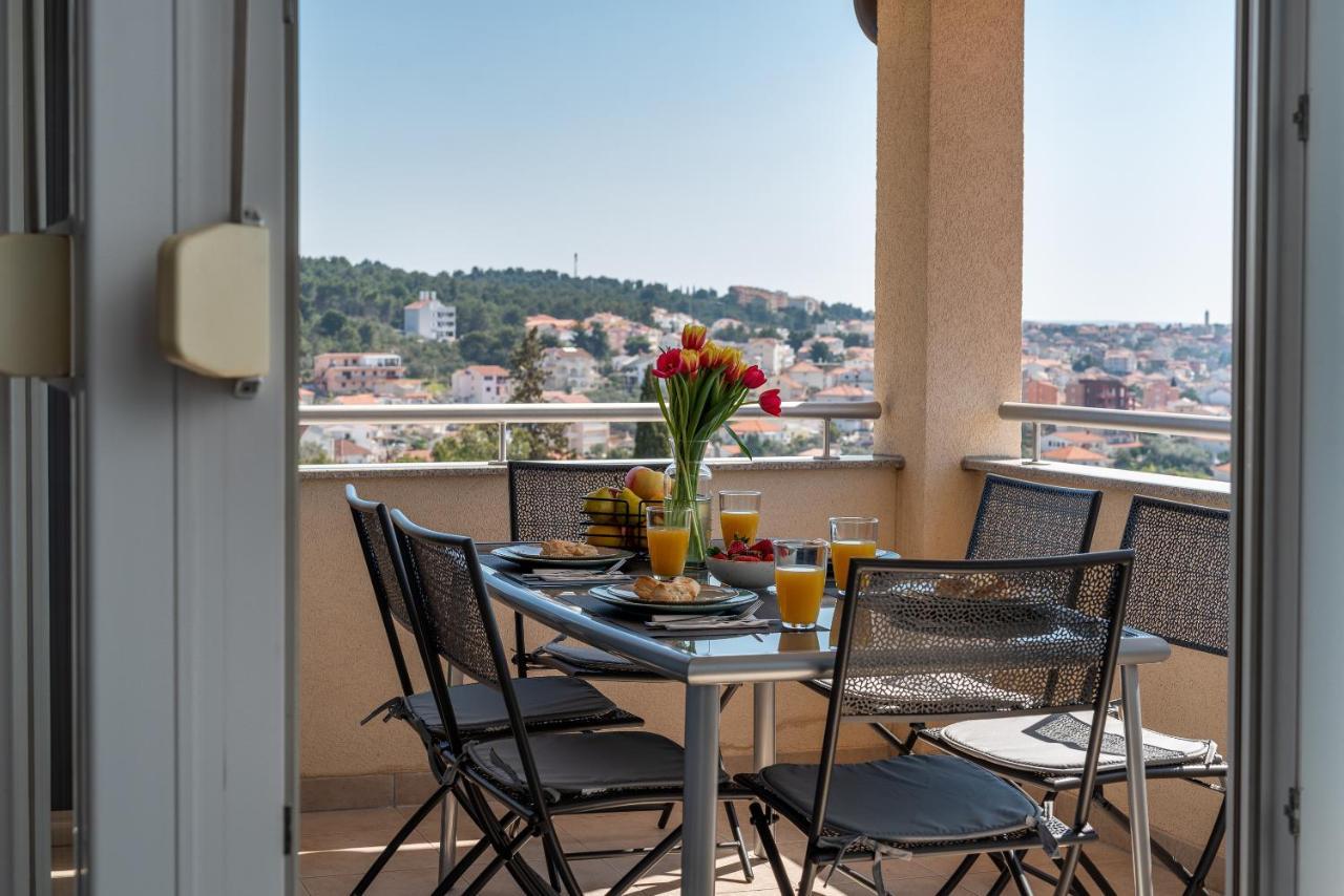Apartment No. 8 Трогир Екстериор снимка
