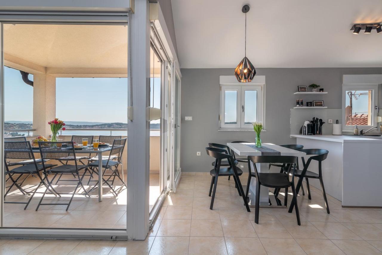 Apartment No. 8 Трогир Екстериор снимка